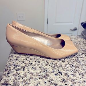 Women’s Kitten Heel Dress Shoes